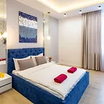 דירה Two Bedroom לבוב