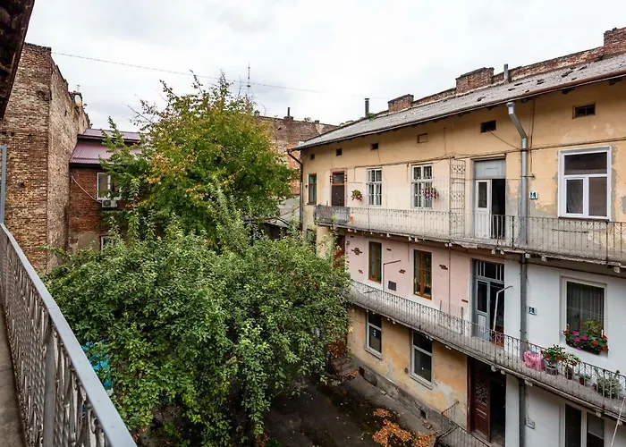 Διαμέρισμα Two Bedroom Λβιβ